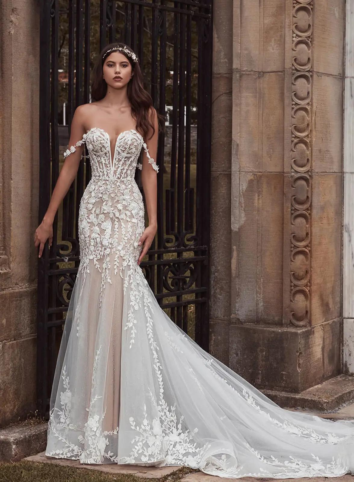 Beautiful Wedding Gowns with Lace and Beading You&#39;ll Fall in Love With Image