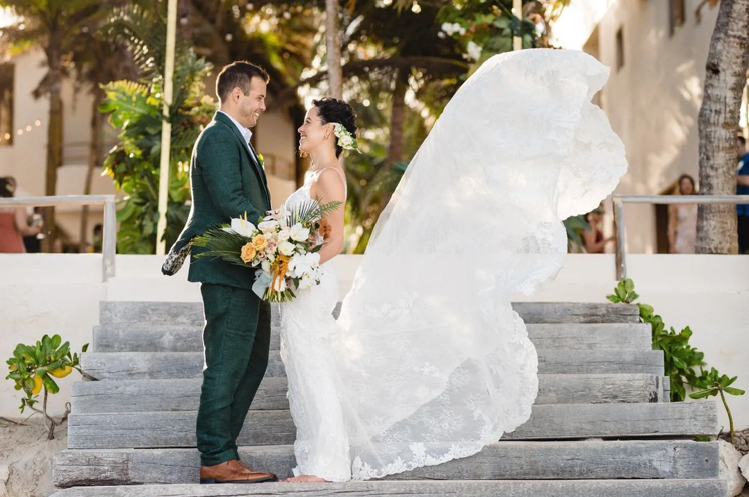 Mr + Mrs Earhart