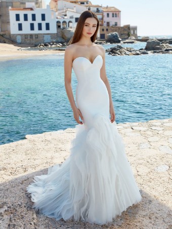 Love By Enzoani Style #Alyse #0 default Ivory thumbnail