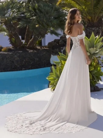 Love By Enzoani Elsa #1 default Ivory/Nude Ivory thumbnail
