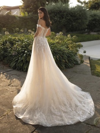Pronovias Style #Cloe #1 default OffWhite/Champagne thumbnail