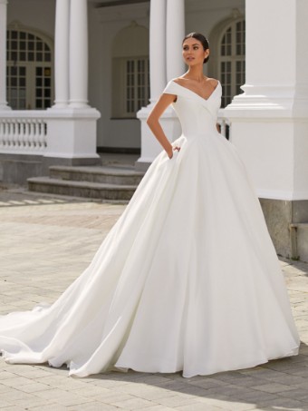 Pronovias Style #Farrah #0 default OffWhite thumbnail