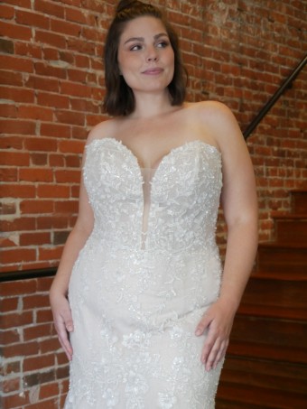Maggie Sottero Lennon #4 Ivory/Pewter Accent thumbnail