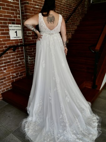 Maggie Sottero Jodie #1 Ivory thumbnail