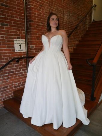 Maggie Sottero Derrick #0 default Ivory (Natural Illusion) thumbnail